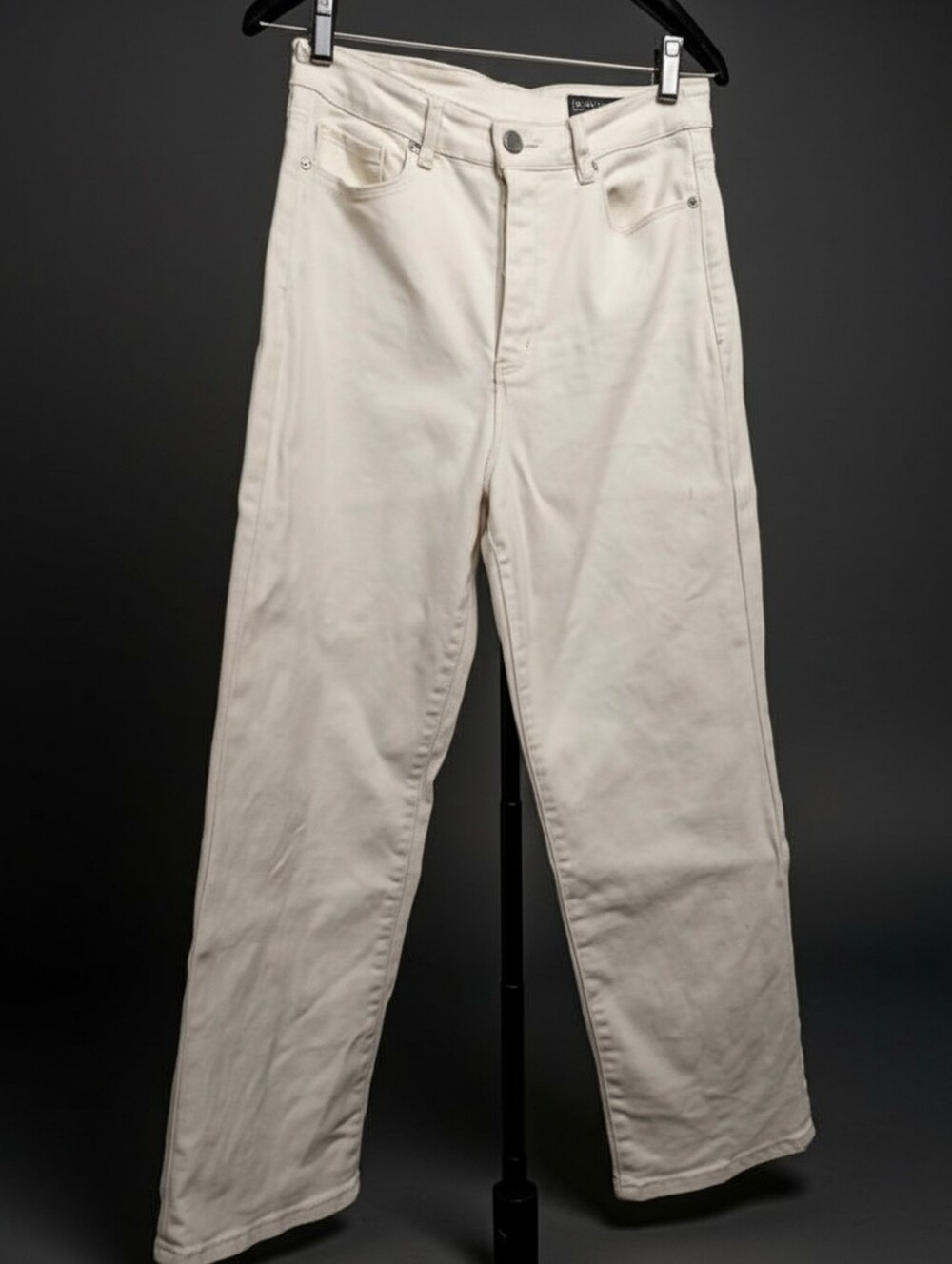 Women's BlankNYC The Baxter Off White Button Fly Straight Leg Jeans Size 29